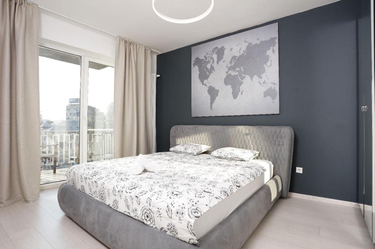 2 Bedroom Apartment With Amazing View In City Center Бухарест Экстерьер фото
