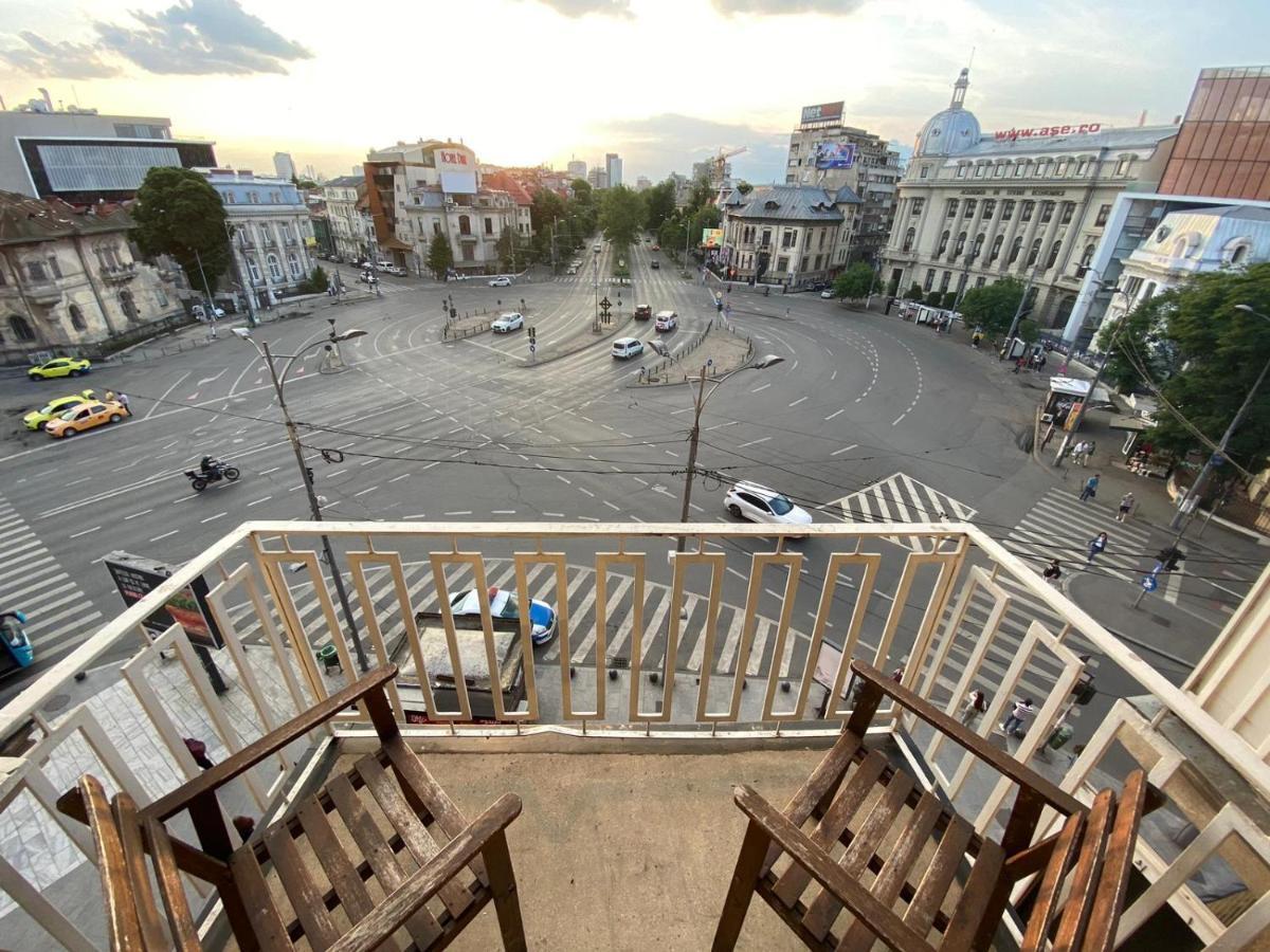 2 Bedroom Apartment With Amazing View In City Center Бухарест Экстерьер фото